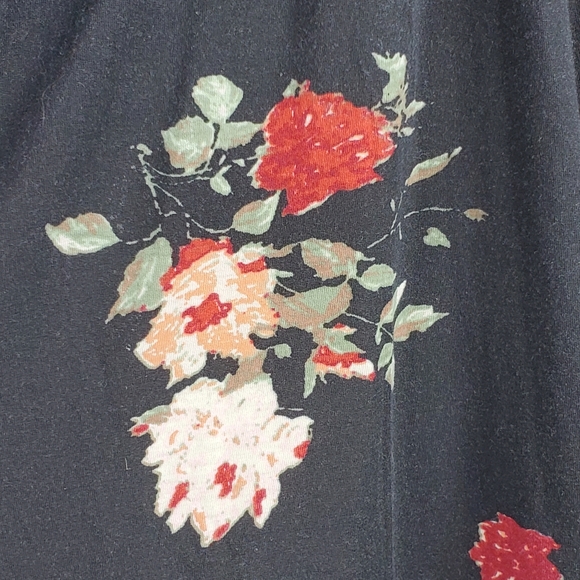 Daytrip floral long sleeved lace v neck top size small - Picture 3 of 14